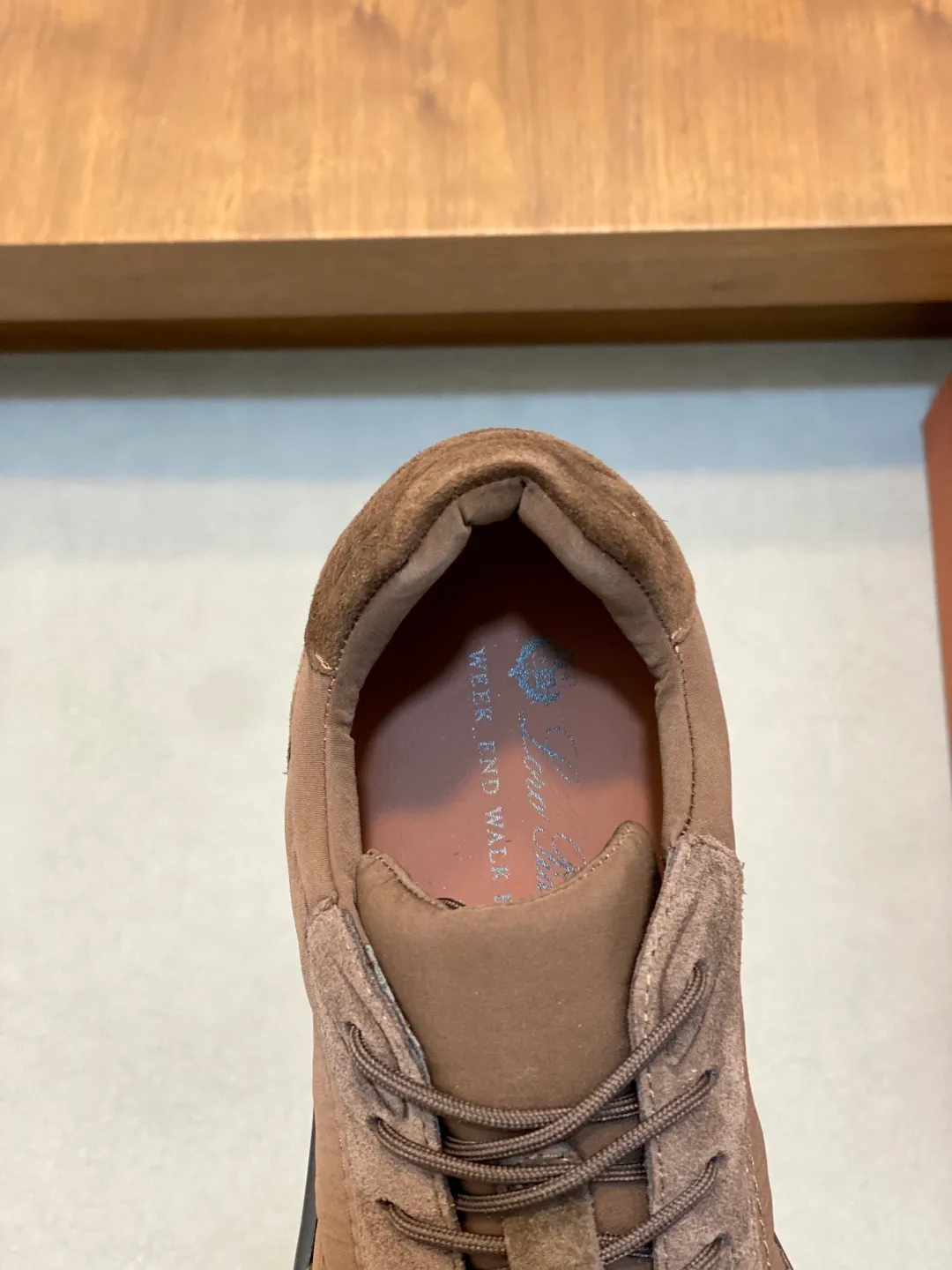 💰740 Loro Piana - Classic casual shoes, men's lace-up casual shoes and sneakers, high-quality lightweight and comfortable fabrics, suitable for outdoor leisure, the color scheme is young and energetic, and it looks great with sportswear or casual suits! Code number: 39-44 (38, 45, 46, can be customized